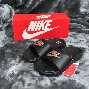 NWT Nike Benassi JDI Slides